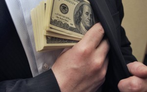 Yếu tố cấu thành tội lạm dụng chức vụ, quyền hạn chiếm đoạt tài sản?